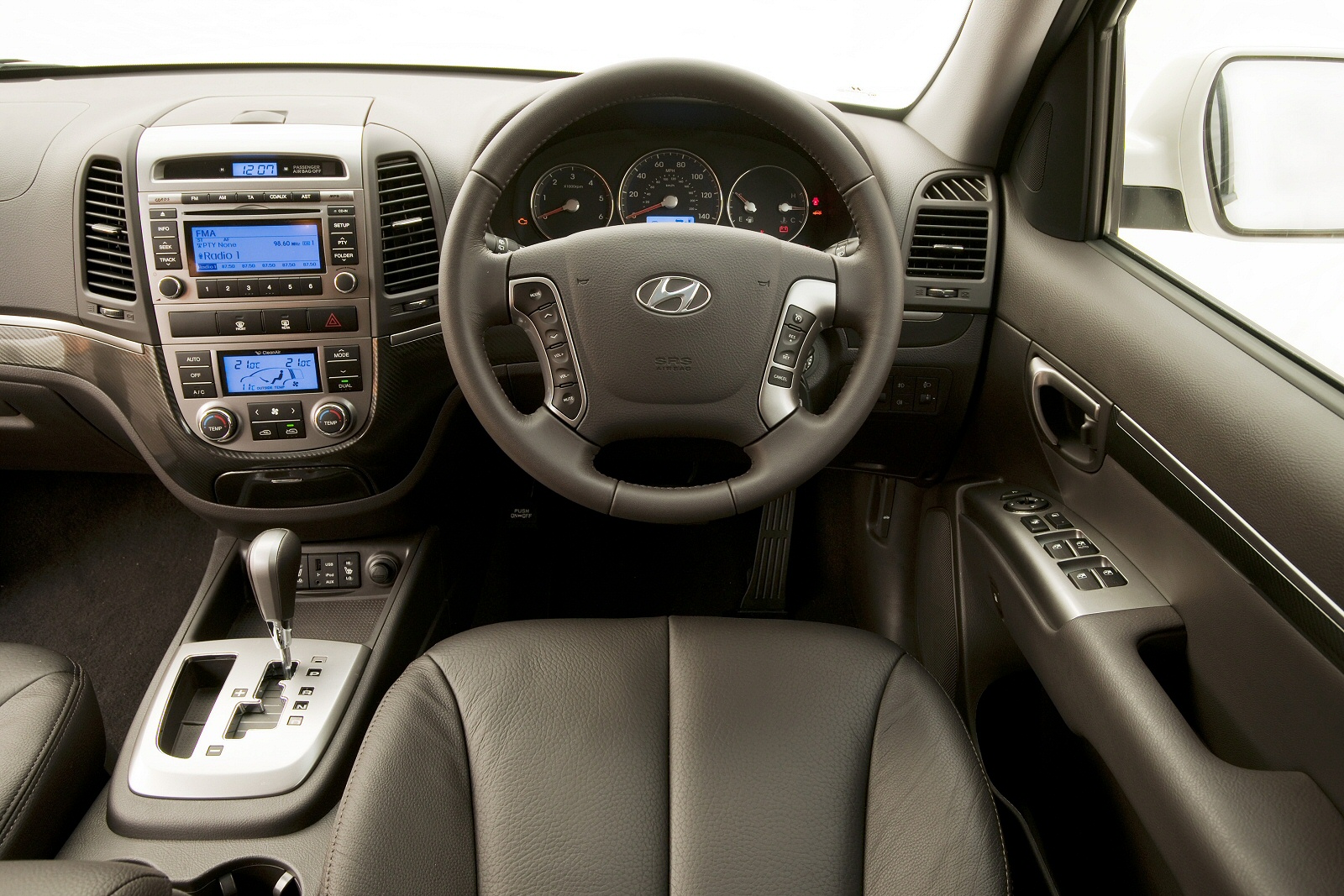 Foto Hyundai Santa Fe - 2.2 CRDi Dynamic Black Premium