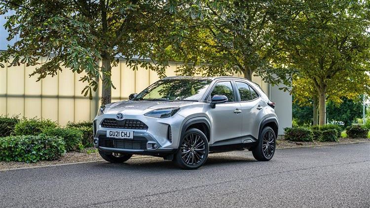 Uitlaat, Tussendemper Toyota Yaris II