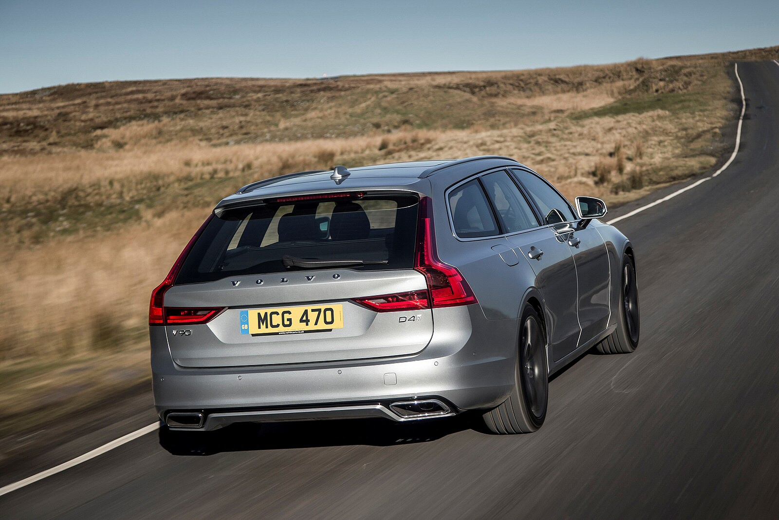 Volvo v90 d4